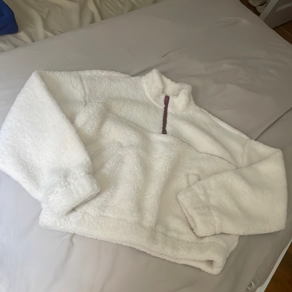 Teddy pull over sweater
